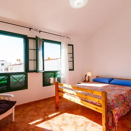 Sunny House Villa *